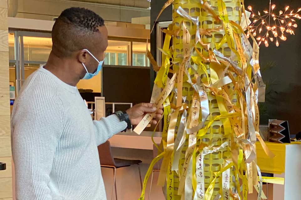 Yellow Ribbon Project at Steelcase location where their employees had an opportunity to interact and write inspiring notes.